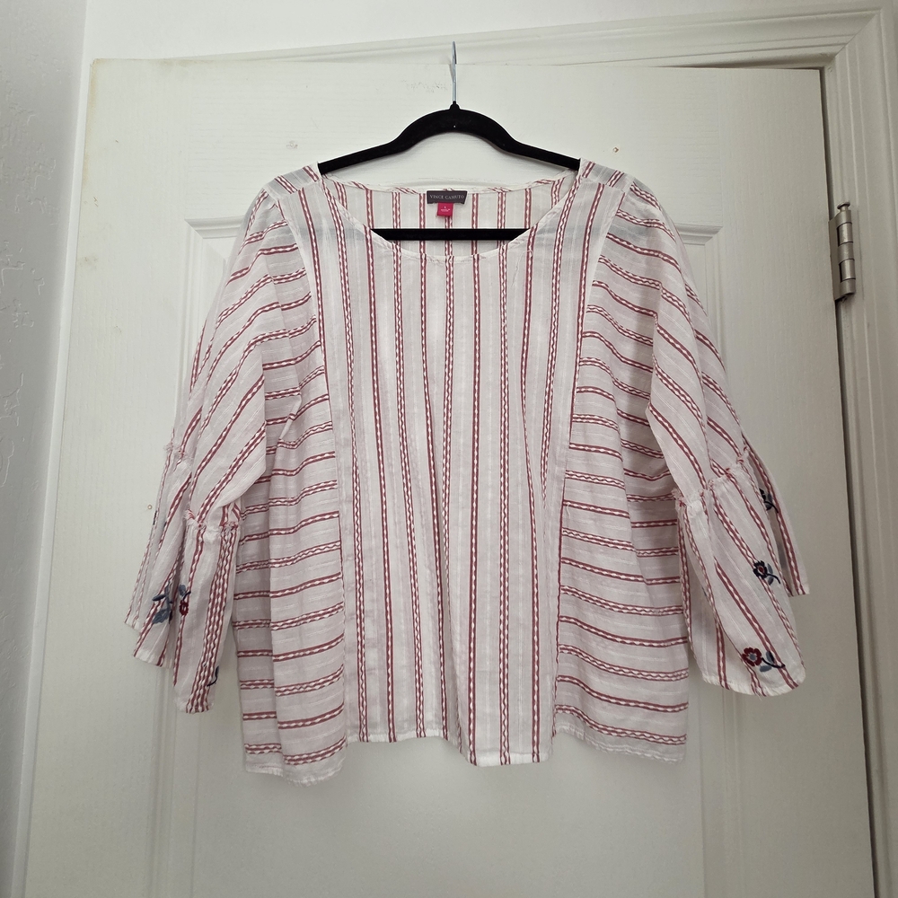 Vince Camuto White and Red Boxy Blouse